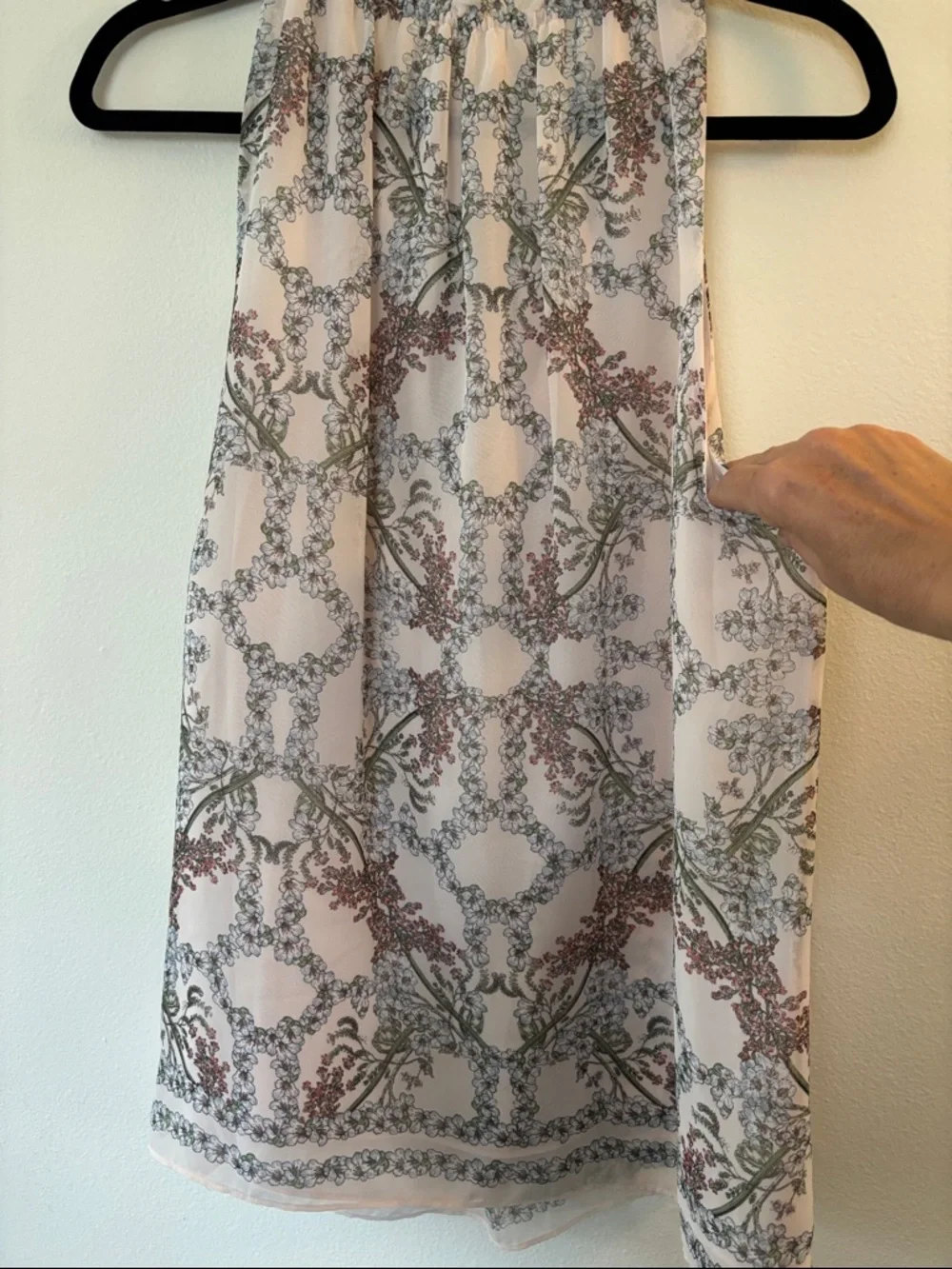 NWOT Max Studio Blush Pink Floral Ruffle Tie-Neck Peep Camisole - Picture 6 of 7